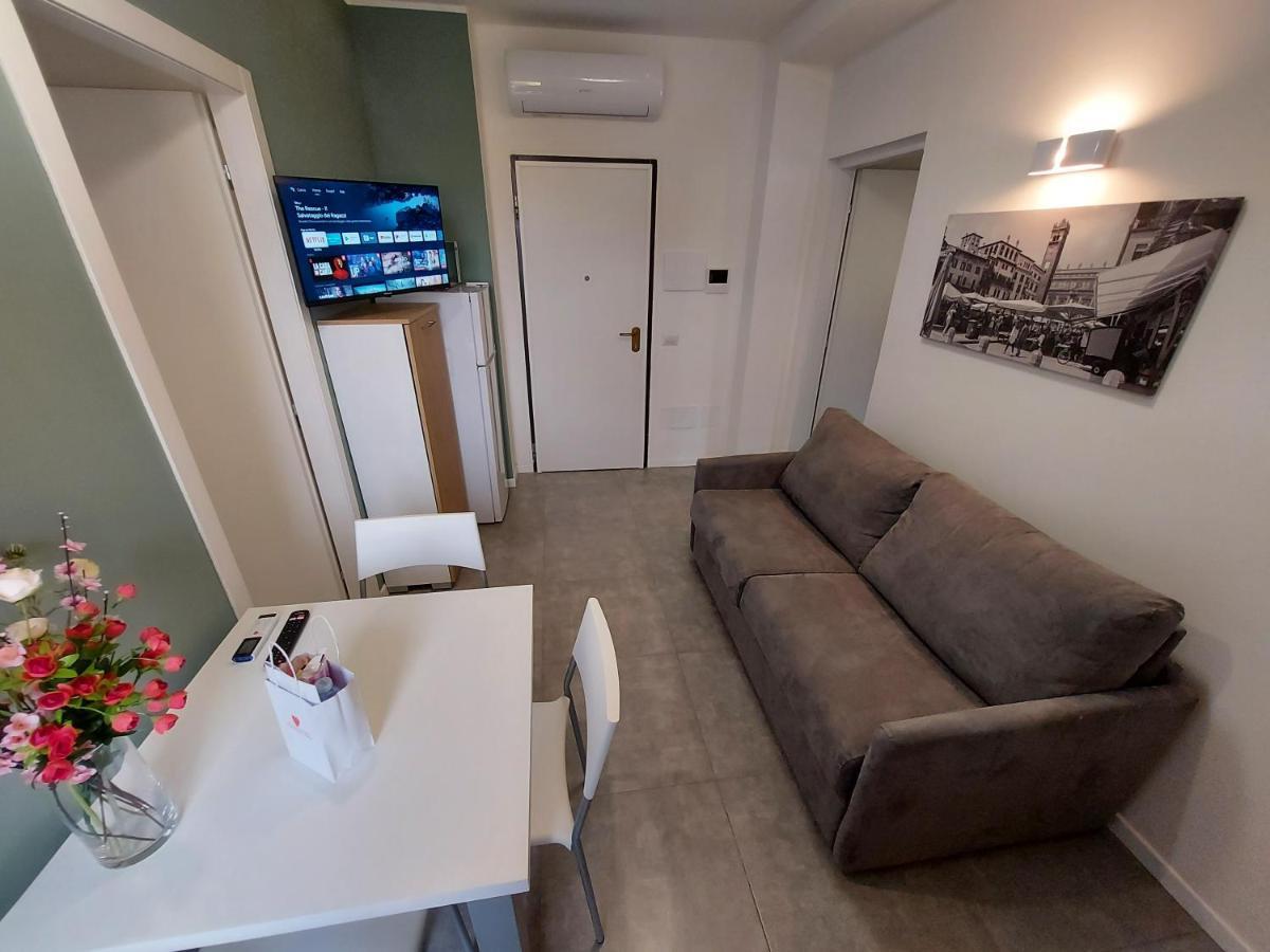 Residenza Delizia Camere & Appartamenti "Residenze Del Cuore" 베로나 외부 사진