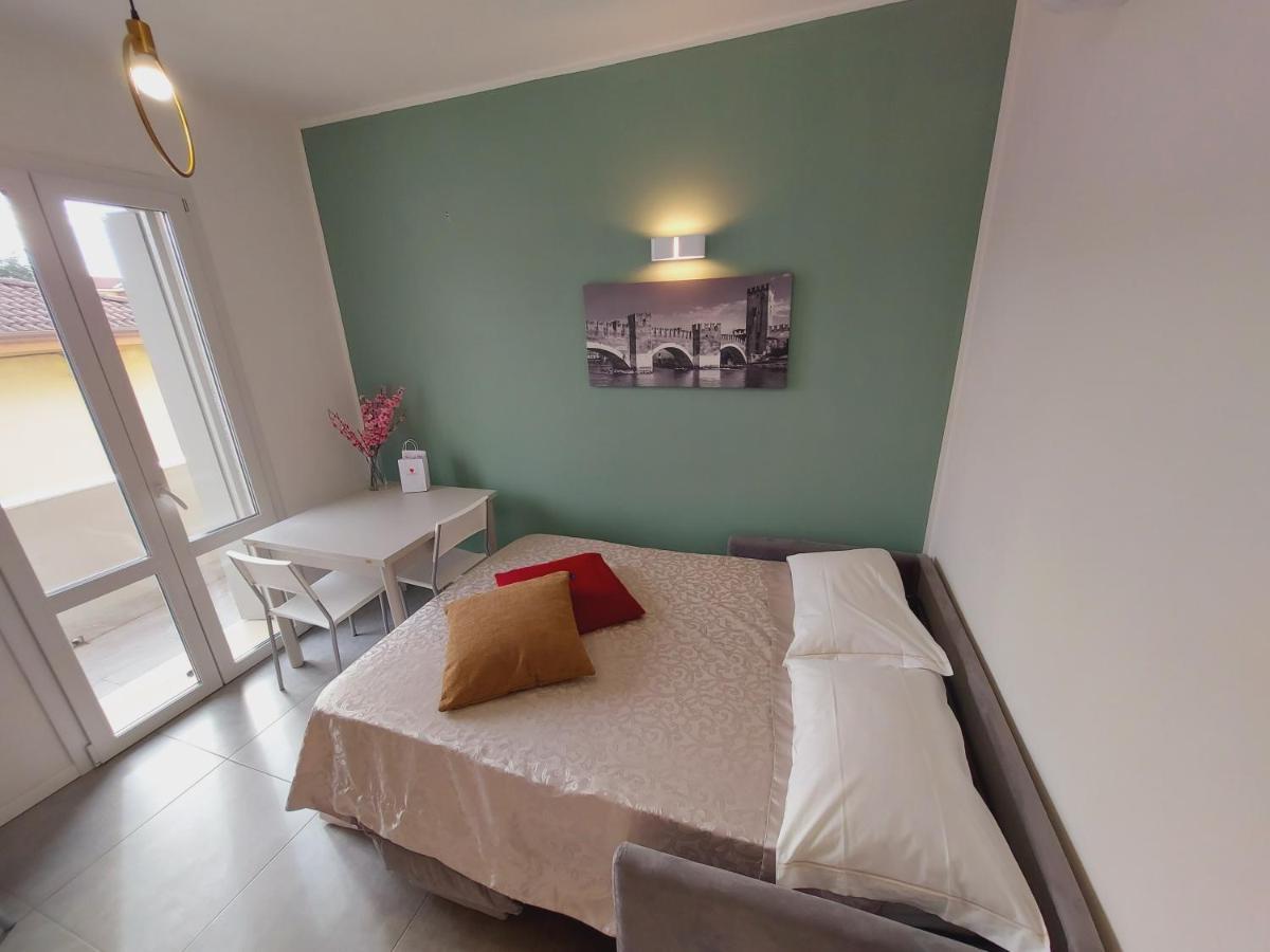 Residenza Delizia Camere & Appartamenti "Residenze Del Cuore" 베로나 외부 사진