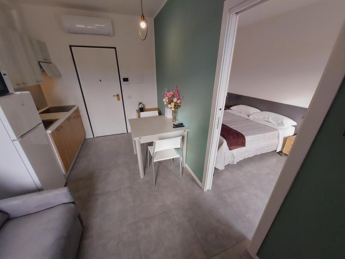 Residenza Delizia Camere & Appartamenti "Residenze Del Cuore" 베로나 외부 사진
