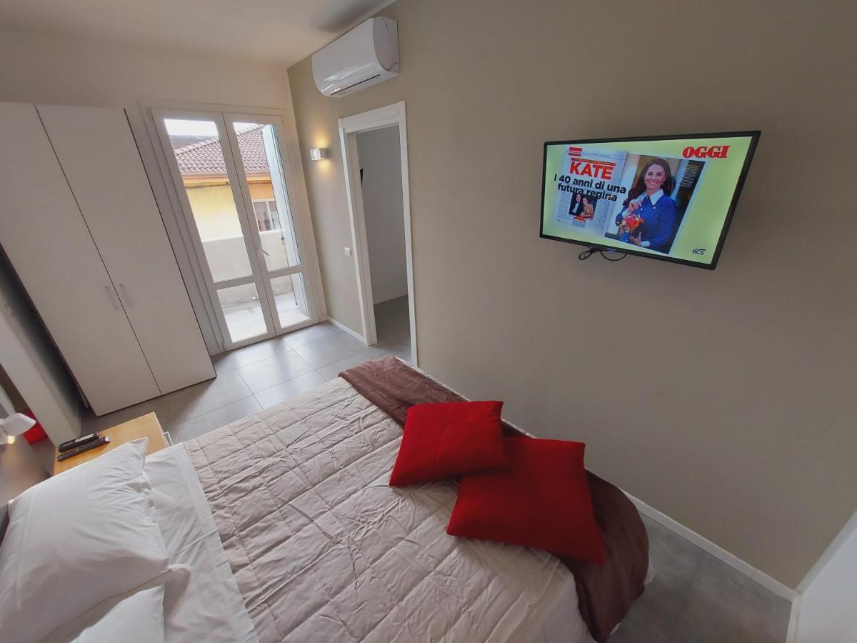 Residenza Delizia Camere & Appartamenti "Residenze Del Cuore" 베로나 외부 사진