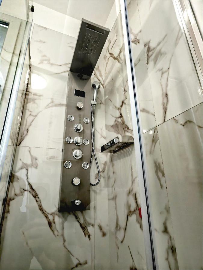 Residenza Delizia Camere & Appartamenti "Residenze Del Cuore" 베로나 외부 사진