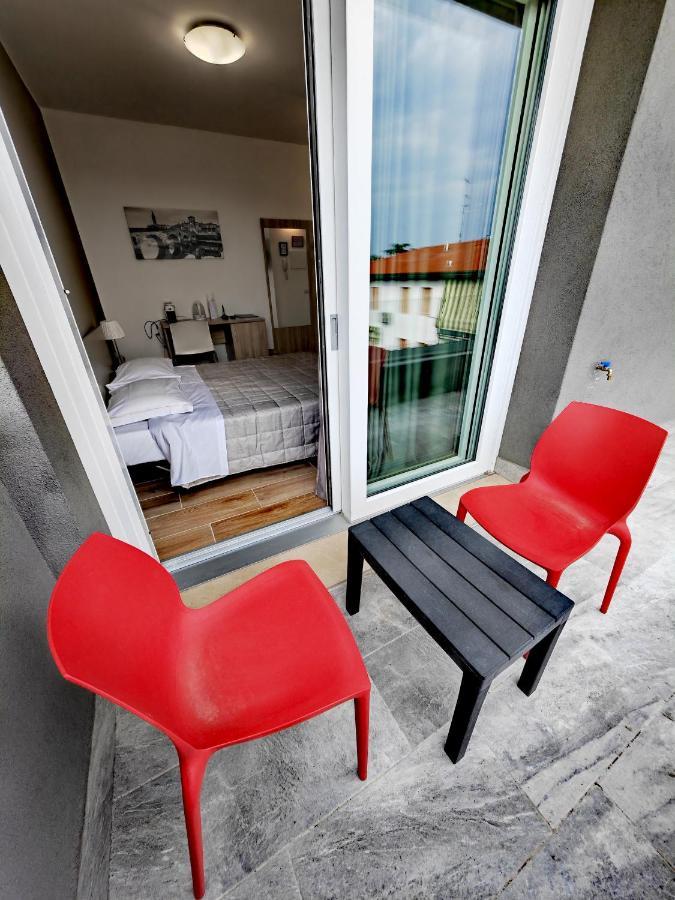 Residenza Delizia Camere & Appartamenti "Residenze Del Cuore" 베로나 외부 사진