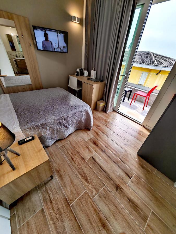 Residenza Delizia Camere & Appartamenti "Residenze Del Cuore" 베로나 외부 사진